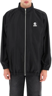 Chaqueta Negra Marcelo Burlon Logo Estampado Cuello Alto Manga Larga CMEB043F22FAB0011028 Lookbook Chaqueta Negra Marcelo Burlon Logo Estampado Cuello Alto Manga Larga CMEB043F22FAB0011028