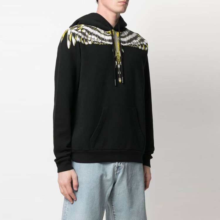 Purchase Sudadera Negra Marcelo Burlon SS21 con Estampado de Alas en los Hombros CMBB007S21FLE0011009