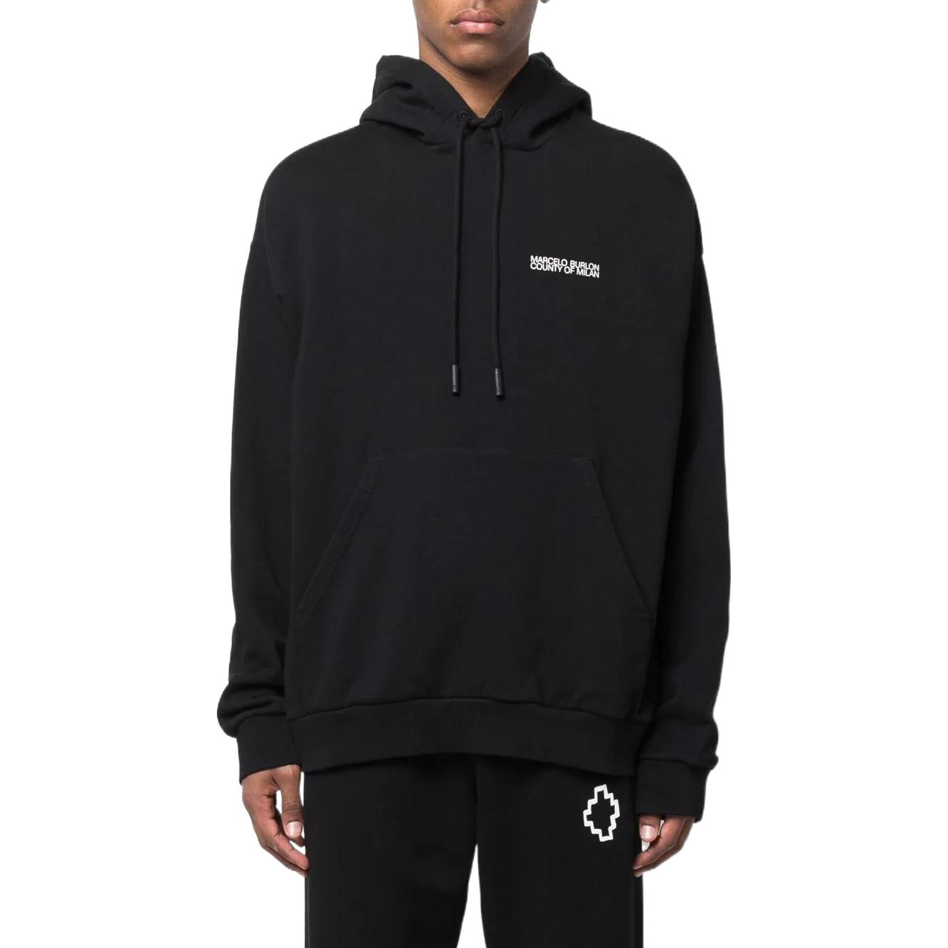 Shop マルセロバーロン SS22 メンズ ロゴプリント入りブラックプルオーバーパーカー CMBB040C99FLE0011001