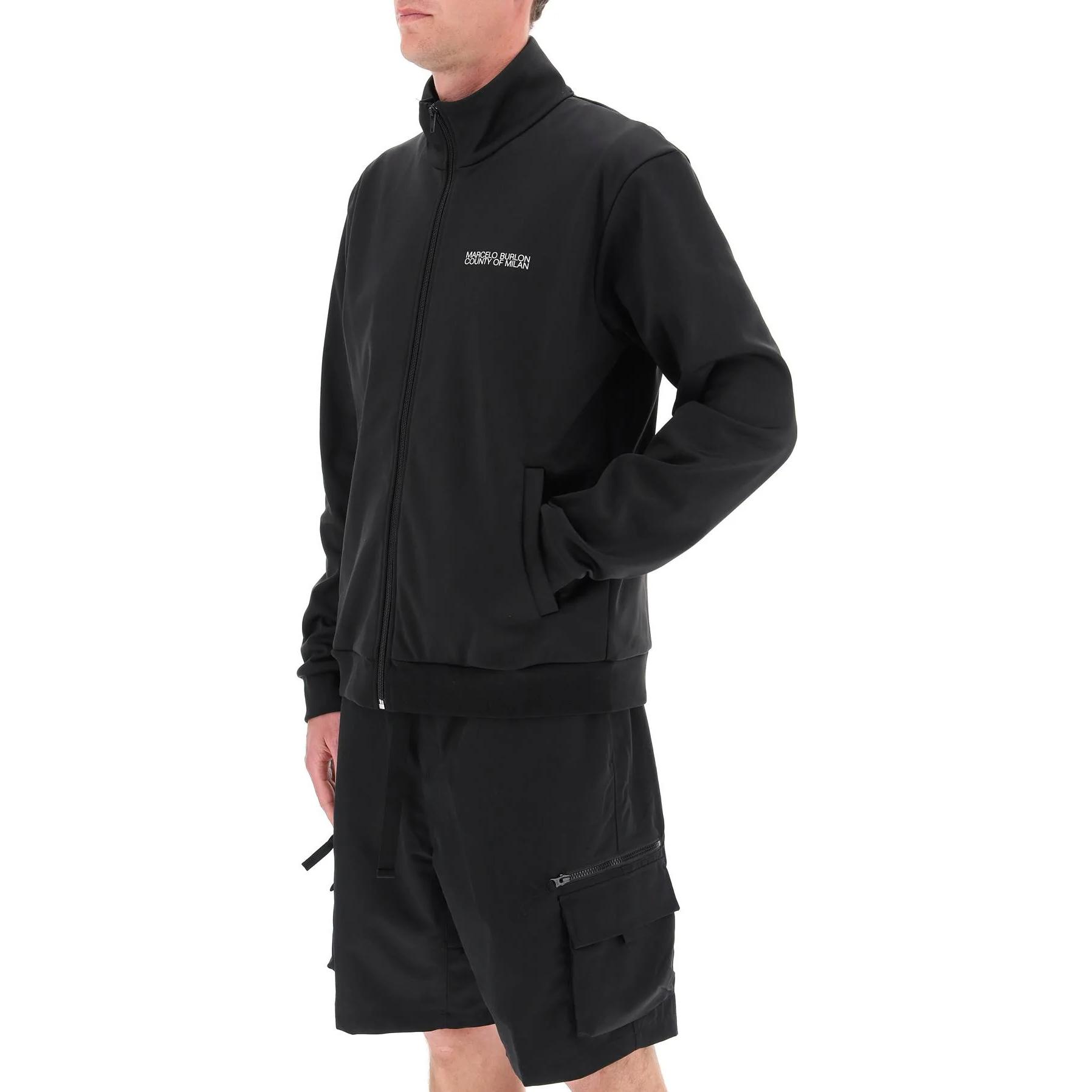 Purchase Chaqueta Negra de Marcelo Burlon SS22 con Cuello Alto y Mangas Largas Estampadas Moda CMBD007C99JER001100