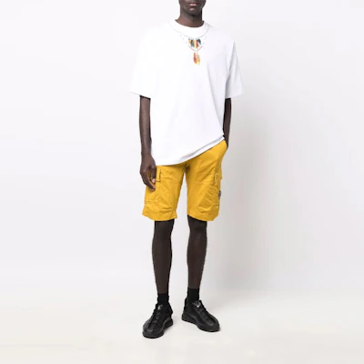 Marcelo Burlon SS22 羽毛項鍊印花白色圓領短袖休閒T恤 CMAA054S22JER0050125 Lookbook Marcelo Burlon SS22 羽毛項鍊印花白色圓領短袖休閒T恤 CMAA054S22JER0050125