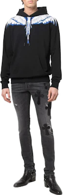 Marcelo Burlon SS22 翼印花連帽黑色男款長袖套頭衫。 CMBB007C99FLE0011001 Lookbook Marcelo Burlon SS22 翼印花連帽黑色男款長袖套頭衫。 CMBB007C99FLE0011001