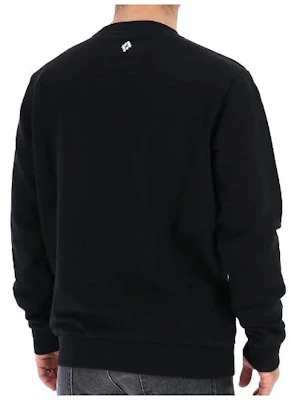 Marcelo Burlon SS23 Baju Hitam Cetakan Huruf Lengan Panjang CMBA009E196300171088 Lookbook Marcelo Burlon SS23 Baju Hitam Cetakan Huruf Lengan Panjang CMBA009E196300171088