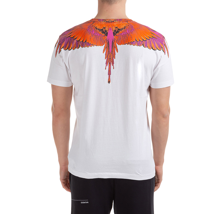 Details for Camiseta Blanca Marcelo Burlon con Alas Degradadas en Morado para Hombre. CMAA018R20JER0040125