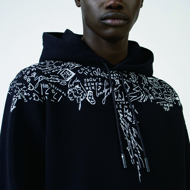 Purchase Hoodie Lengan Panjang Hitam Lelaki Marcelo Burlon Wing Letters. CMBB007E20FLE0031001