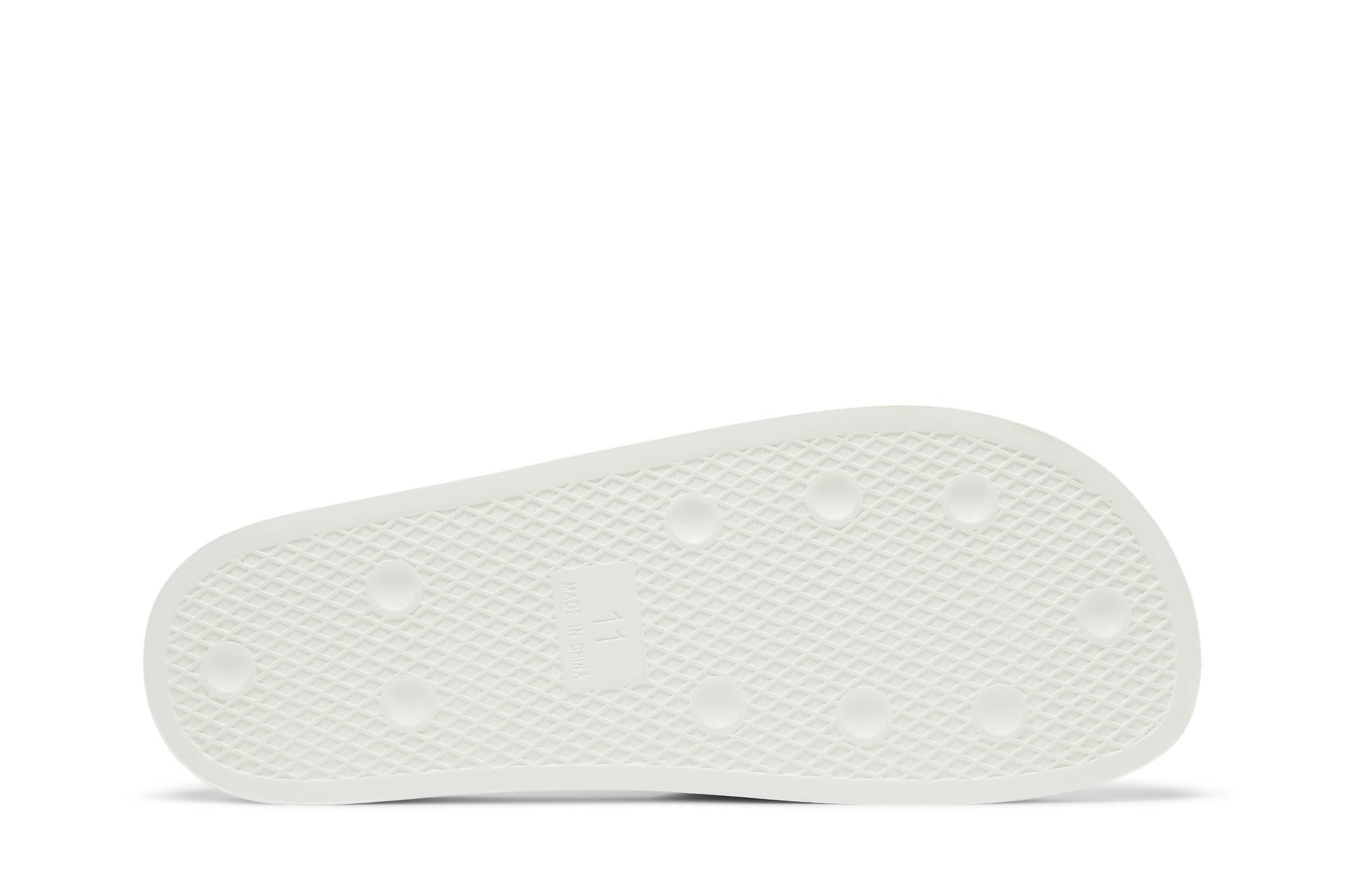 Shop Mark Gonzales x adidas Shmoofoil 拖鞋 '白色黑色' FY6848