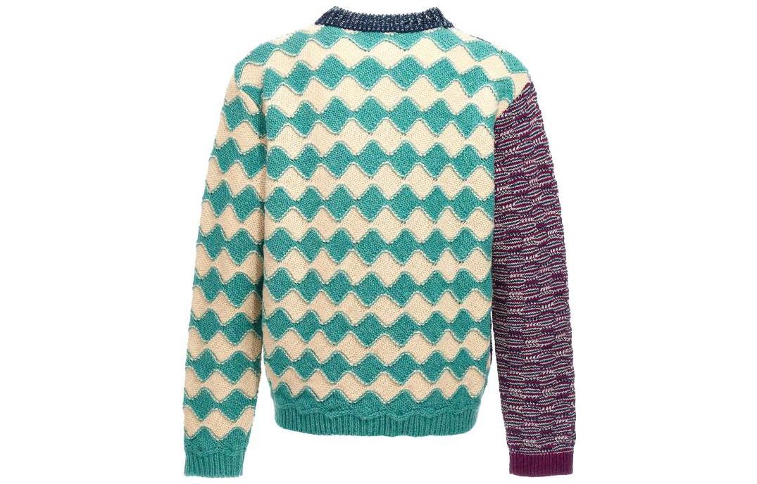 Lookbook 마르니 플래드 크루넥 루즈핏 긴팔 스웨터 멀티컬러. GCMG0343Q0-UFWH90-MXV19