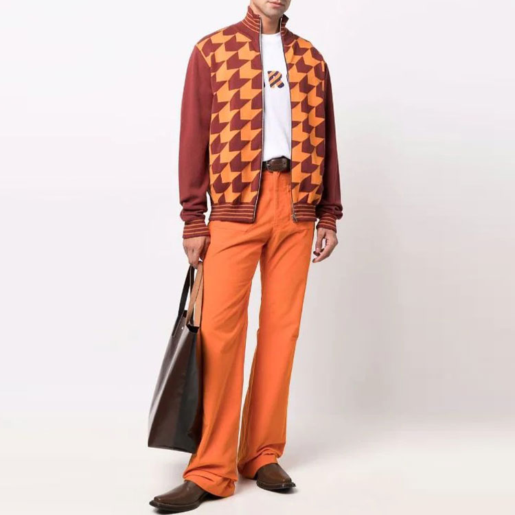 Lookbook MARNI SS22 ストライプ レタープリント クルーネック ホワイト Tシャツ. HUMU0170P1-USCS78-LOW01