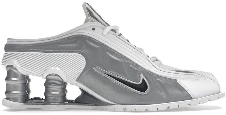 Martine Rose x Nike Shox MR4 DQ2401 002