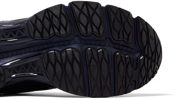 Marvel vs. Capcom x KITH x ASICS Gel Nimbus 10.1 ''Capitán América vs. Guile'' - Cómic MVC011298 6