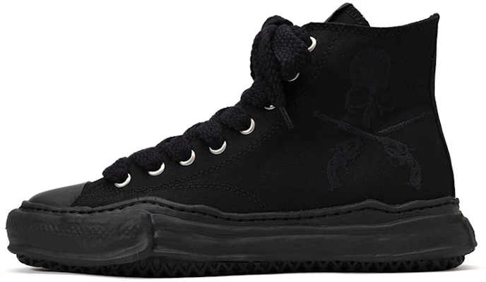 Mastermind JAPAN x Roar x MIHARA YASUHIRO Peterson Zwarte Hoge Canvas Sneakers. C09FW714 Black Buy Mastermind JAPAN x Roar x MIHARA YASUHIRO Peterson Zwarte Hoge Canvas Sneakers. C09FW714 Black