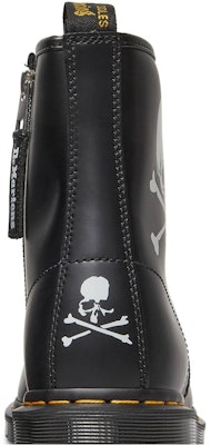Mastermind x Dr. Martens 1460 Sepatu Boots Kulit 'Black Skull' 26516009 Sizing Mastermind x Dr. Martens 1460 Sepatu Boots Kulit 'Black Skull' 26516009