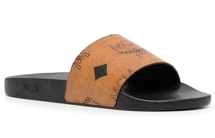 Order MCM Logo Klasik Slide Ujung Bulat 'Coklat' MEXDAMM01CO