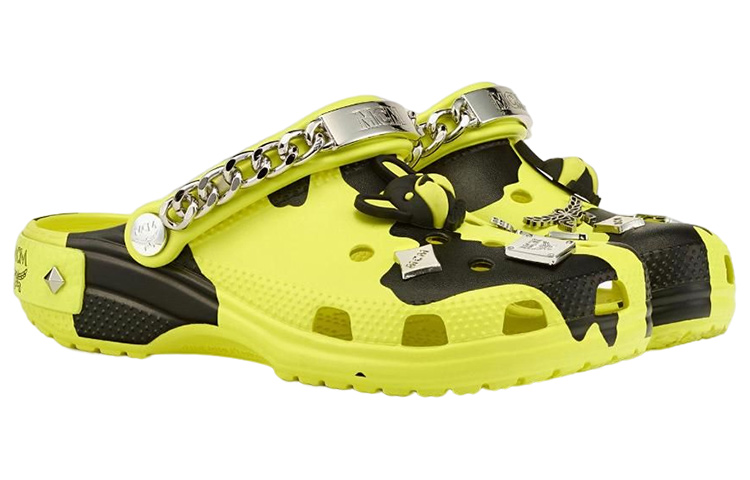 MCM Crocs Camouflage Print Clogs 'Neon Yellow' 圖 2