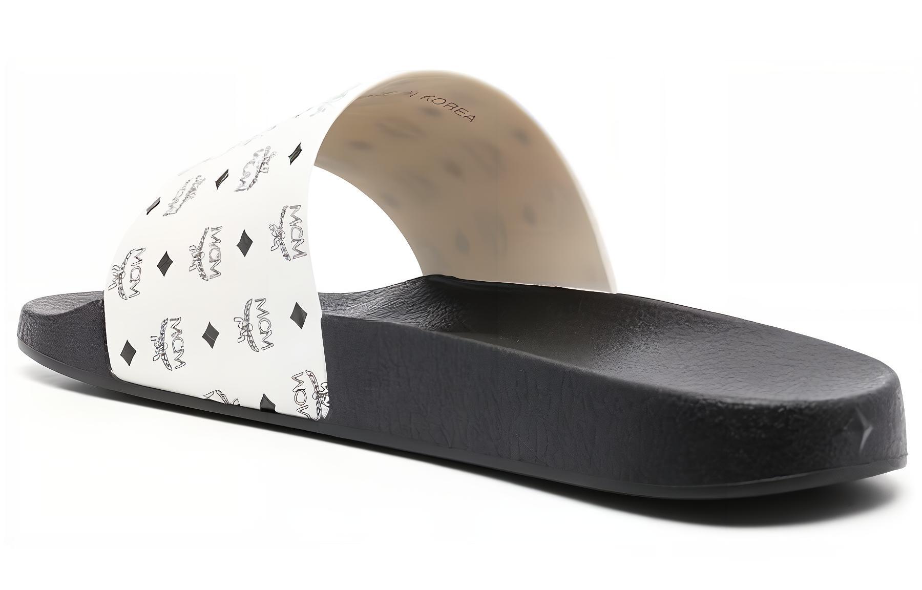 Lookbook MCM字母印花黑白时尚拖鞋 MEXDSMM05BK