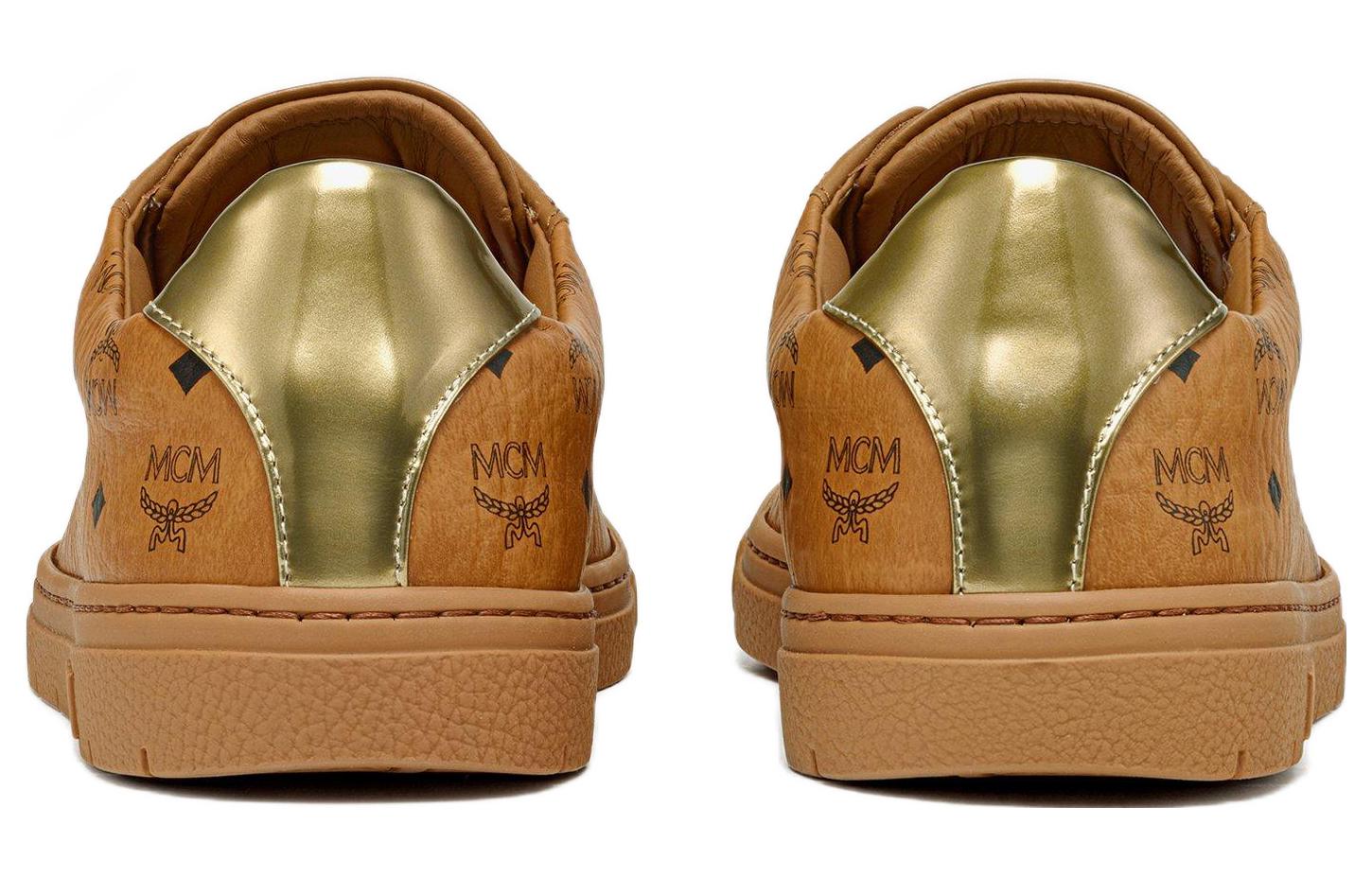 Shop MCM Lage Sneakers ''Bruin Monogram Leer'' MEXDSTD07CO