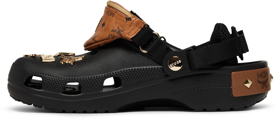 MCM x Crocs 經典洞洞鞋「迷你腰包 - 黑色」207692-001 Lookbook MCM x Crocs 經典洞洞鞋「迷你腰包 - 黑色」207692-001
