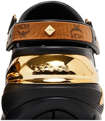 MCM x Crocs Mega Crush Clog 'Belt Bag Bracelet - Black' 209357-001 Sizing MCM x Crocs Mega Crush Clog 'Belt Bag Bracelet - Black' 209357-001