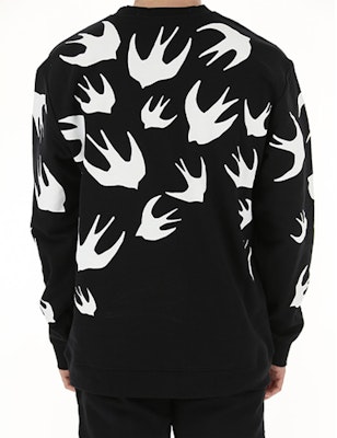 맥큐 알렉산더 맥퀸 블랙 스왈로우 프린트 크루넥 스웻셔츠 545415-RLT72-1000 Purchase 맥큐 알렉산더 맥퀸 블랙 스왈로우 프린트 크루넥 스웻셔츠 545415-RLT72-1000