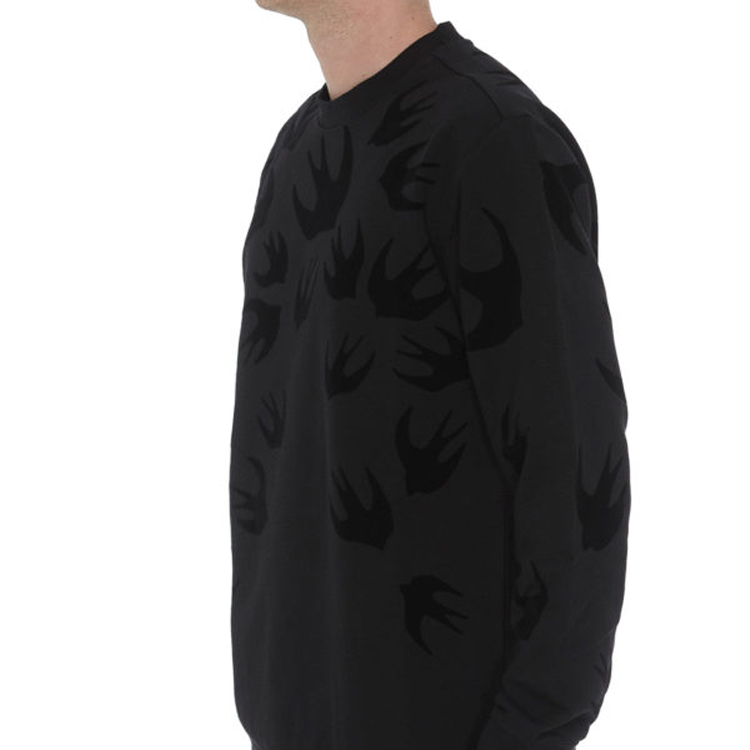 Purchase 맥큐 알렉산더 맥퀸 블랙 벨벳 제비 프린트 스웻셔츠 545415-RLT74-1000
