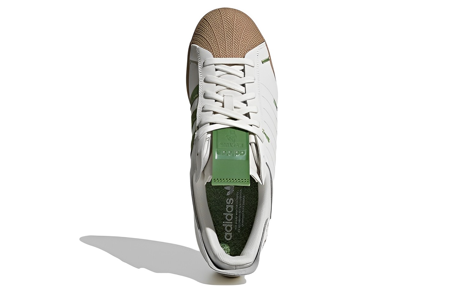 Shop 融化哀傷 x adidas originals Superstar "Karoro Hole" 潮流貝殼頭休閒板鞋 男女同款 白綠棕