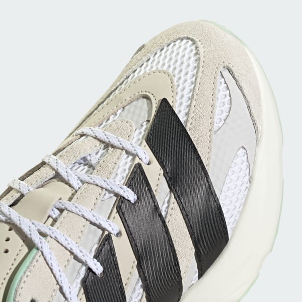 Sizing 梅赛德斯-AMG PETRONAS F1车队光焰运动鞋 JP8363