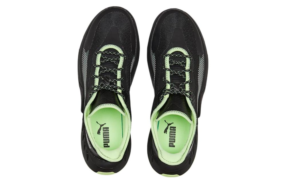 Shop 梅賽德斯-AMG 馬來西亞國油F1 x 彪馬 Maco SL 'Black Fizzy Apple' 307036-06