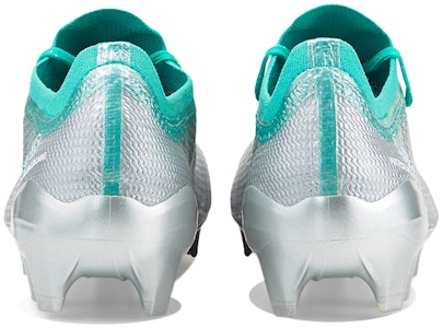 メルセデスAMG F1プーマ ウルトラ1.4 "シルバー/緑" 107035-01 Shop メルセデスAMG F1プーマ ウルトラ1.4 "シルバー/緑" 107035-01