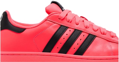 메르세데스-AMG 페트로나스 F1 팀 x 아디다스 슈퍼스타 '마이애미 그랑프리 팩' JR9994 Order 메르세데스-AMG 페트로나스 F1 팀 x 아디다스 슈퍼스타 '마이애미 그랑프리 팩' JR9994