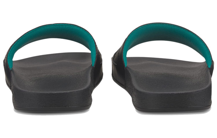 Shop 메르세데스 AMG x 푸마 리드캣 '블랙 스펙트라' 371553-02