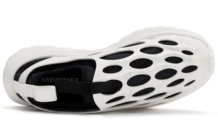 Lookbook Merrell Hydro Runner 'Putih Hitam' J004209