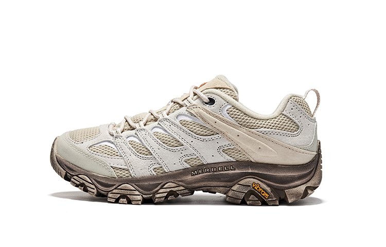 Merrell MOAB 3 Low-Top Outdoor Shoes Beige - Breathable, Slip-Resistant & Lightweight J035883