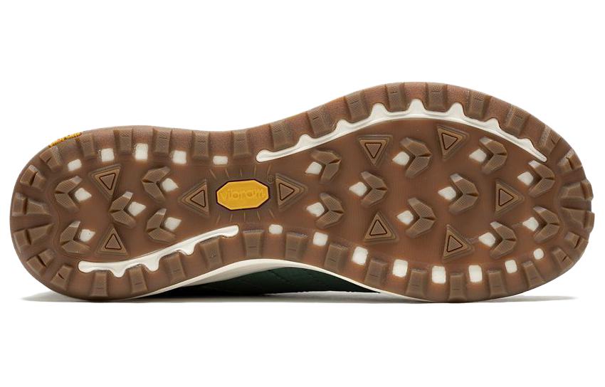 Purchase Merrell Nova 3 Thermo Moc ''Forest Gum'' Wanderschuhe J067737