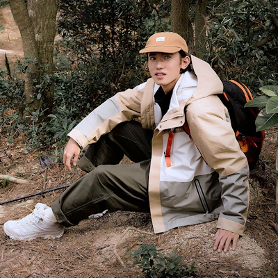 Merrell Outdoor 3-in-1 Detachable Warm Hiking Jacket Khaki Color MC2249020-CO33 Details for Merrell Outdoor 3-in-1 Detachable Warm Hiking Jacket Khaki Color MC2249020-CO33