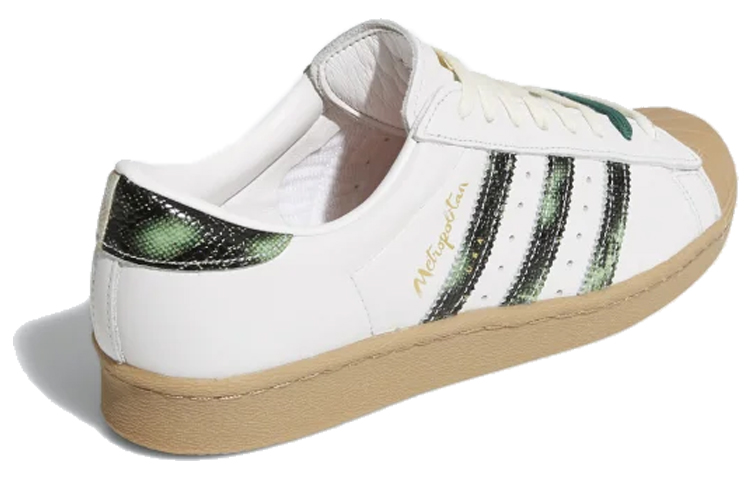 Lookbook Metropolitan x adidas Superstar 80 'Gum Sole' Sepatu Pria EH1628