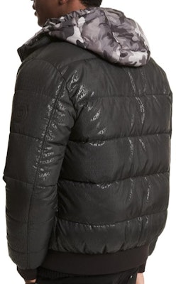 Michael Kors Jaket Musim Sejuk Hooded Camouflage Boleh Balik Hitam CF1201A350001 Shop Michael Kors Jaket Musim Sejuk Hooded Camouflage Boleh Balik Hitam CF1201A350001