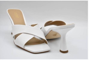 MICHAEL KORS Clara Mule 'White' 40S3CLMS1LCLARAMULEWHITE MICHAEL KORS Clara Mule 'White' 40S3CLMS1LCLARAMULEWHITE