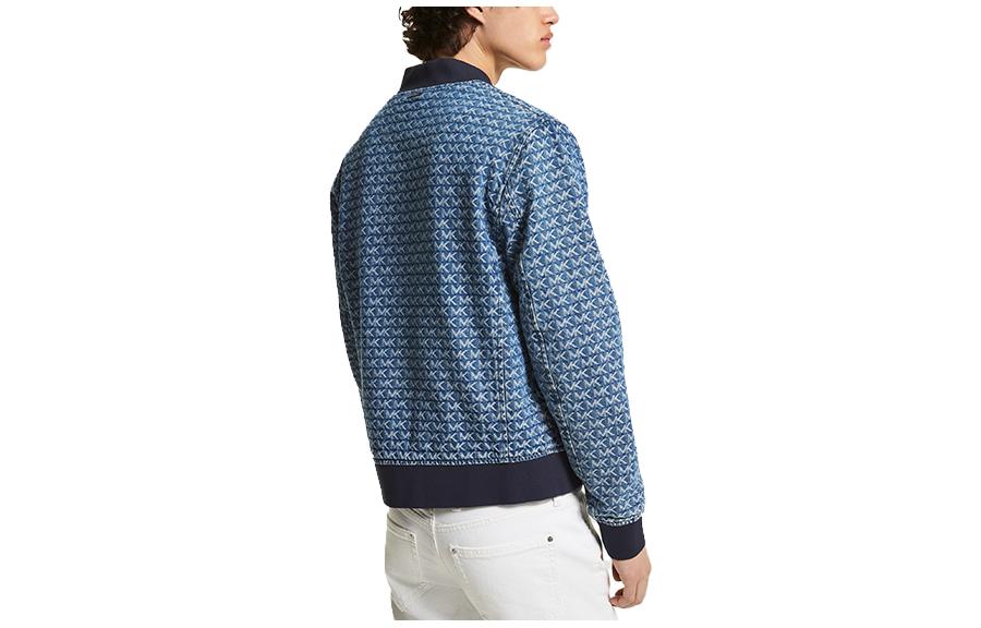 Lookbook Chaqueta Casual Azul Denim Estampado Monograma MICHAEL KORS FW22. CF2204V7XL-574