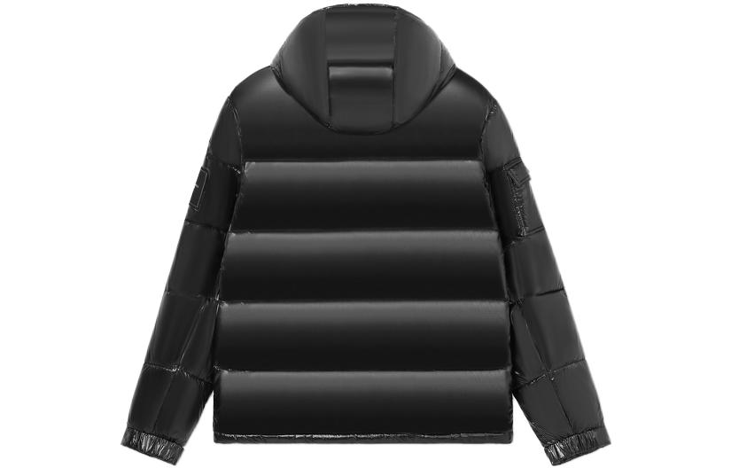 Lookbook Michael Kors FW23 Jaket Tebal Quilted Hooded Puffer Solid MC69103-001