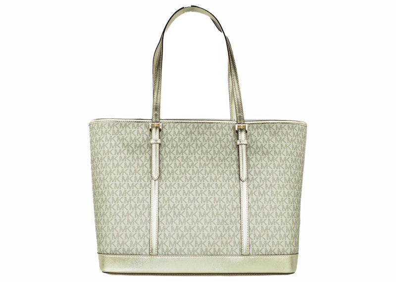 Lookbook 迈克高仕Jet Set Pale Gold大型拉链托特包