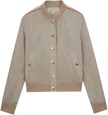 MICHAEL KORS Jaket Pola Logo Lengan Panjang - Light Camel JU2206L6EZ-223 Buy MICHAEL KORS Jaket Pola Logo Lengan Panjang - Light Camel JU2206L6EZ-223