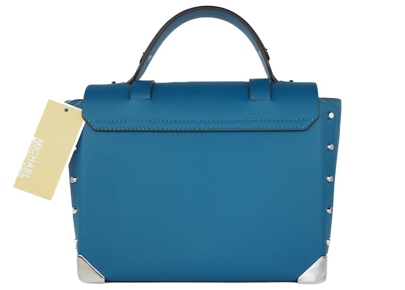 Lookbook 迈克高仕曼哈顿中号手提包泻湖蓝