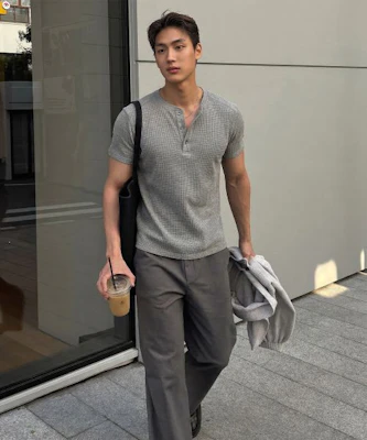 MICHIKO LONDON SPORTS Waffle Henley Neck Muscle Fit Short Sleeve T-Shirt Melange Gray MS26ST13MG 1
