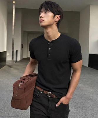 MICHIKO LONDON SPORTS Waffle Henry Neck Muscle Fit Short Sleeve T-Shirt Black MS26ST13BK 2
