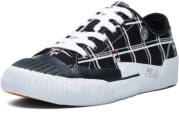 FILA Carve x Mihara Kasut Sneaker F12M034425FBW Order FILA Carve x Mihara Kasut Sneaker F12M034425FBW
