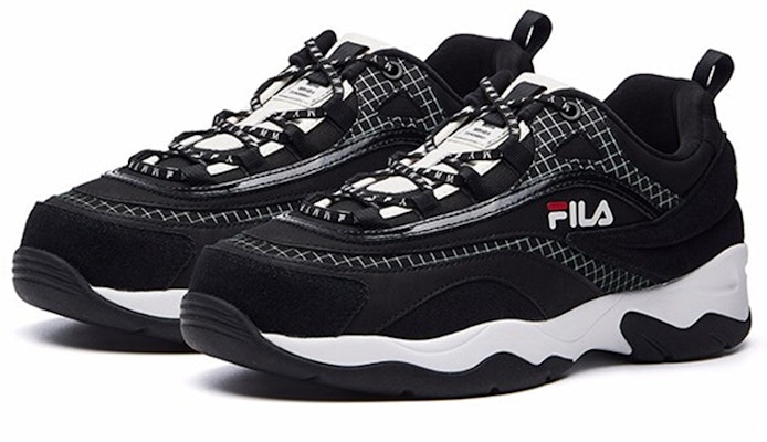 FILA Mihara x Kasut Lari 'Hitam' F12M041121FBK Lookbook FILA Mihara x Kasut Lari 'Hitam' F12M041121FBK