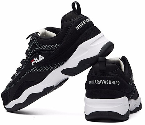 FILA Mihara x Kasut Lari 'Hitam' F12M041121FBK Shop FILA Mihara x Kasut Lari 'Hitam' F12M041121FBK