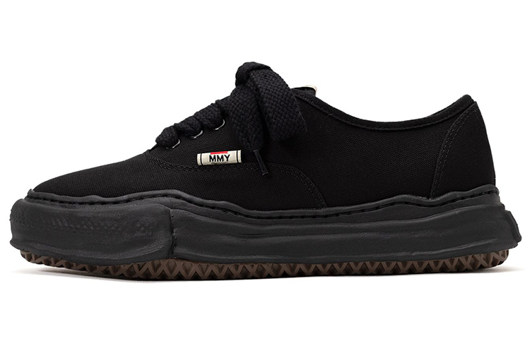 MIHARA YASUHIRO Baker OG Sole Canvas Low-Top Sneakers Black Fashion. A02FW704 Black