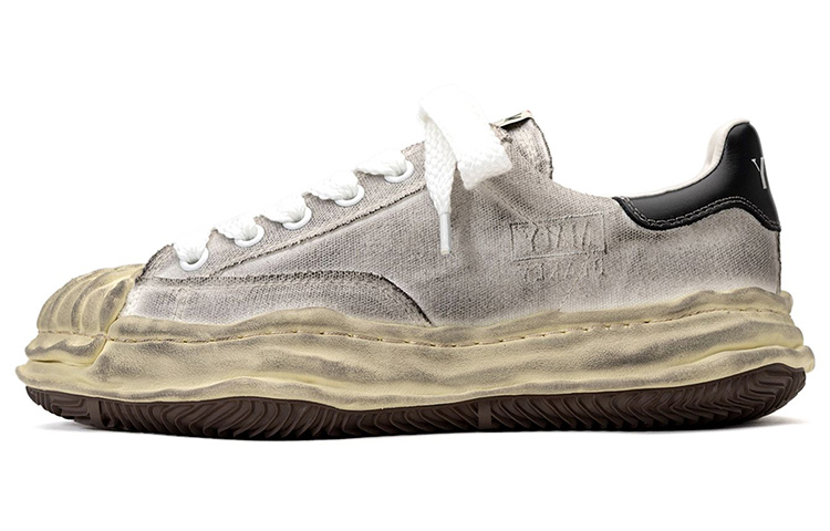 MIHARA YASUHIRO Blakey OG Sole Low-Top Canvas Sneakers White Distressed. A10FW712 White Color