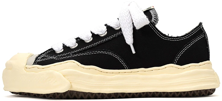 mihara-yasuhiro-hank-og-sole-low-top-fashion-sneakers-black-a09-fw-734-black